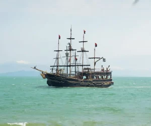 Barco Pirata Canasvieiras Ingresso com Desconto